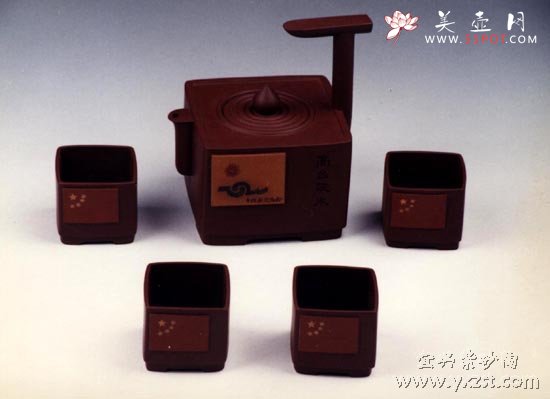 紫砂壶图片：高台跳水 - 美壶网