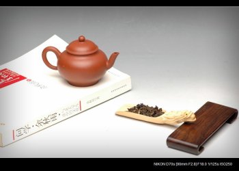 紫砂壶图片：平淡的生活 品茗且读书 - 美壶网