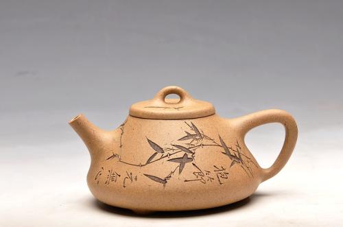王余平紫砂壶 优质段泥 器形周正 舒服合手 全手刻竹子冶石瓢 原矿段泥