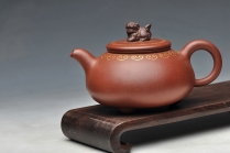 紫砂壶图片：真金装饰 自然优雅 送礼自用  如意狮韵 优质底槽青 - 美壶网