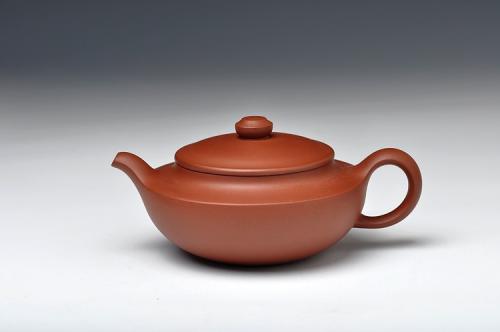 于洪霞紫砂壶 线条优美 做工精细 全手线扁 原矿清水泥