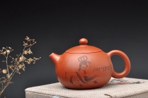 紫砂壶图片：谁赏素腰轻o(∩_∩)o  红泥西施 韵味十足 - 美壶网