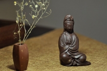 紫砂壶图片：慈悲祥和   坐观音 - 美壶网