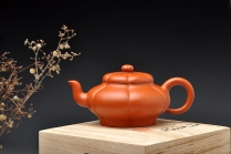 紫砂壶图片：酒虎最新作品 六瓣梅 黄金朱泥 精妙如花 - 美壶网