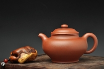 紫砂壶图片：霸气十足 厚重大掇只 精品多自品 全手工刹凹 - 美壶网