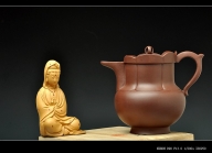 紫砂壶图片：挺拔俊秀  全手莲花僧帽 精工佳作 嵌盖 - 美壶网