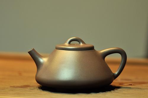 陈进紫砂壶 挺拔俊秀 经典耐品 茶盘尤物~ 紫茄泥全手子冶石瓢 原矿紫茄泥