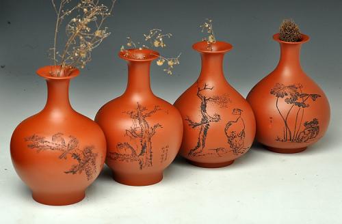 朱牧清紫砂壶 朱牧青老师原矿小红泥花瓶一套  做工精细  刻绘生动 原矿红泥