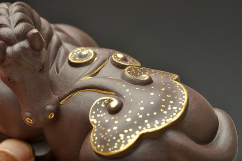 美壶定制紫砂壶 如意宝骏 做工精致 描真金 传神~ 原矿紫泥