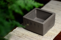 紫砂壶图片：清韵悠长 精工典范 小花盆 文房雅玩 国助和石装饰 - 美壶网