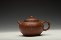 紫砂壶图片：薄胎雅品 天地小如瓜好事唯茗茶 全手一捺底玉瓜 优质降坡泥 - 美壶网