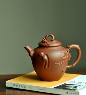 孙伟强紫砂壶 原创花货 文气之作 葡萄宝瓶 孙伟强张新亚合作 丰收喜庆 原矿清水泥