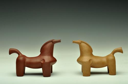 泓渝山房紫砂壶 一对陶马 神态生动 非常好玩~ 意象之美~ 