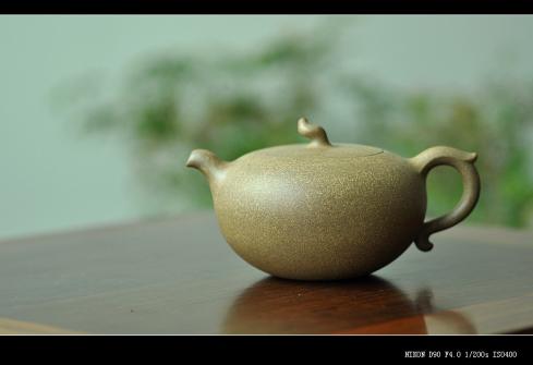 于洪霞紫砂壶 精灵清雅 线条流畅  全手文气茄瓜 普洱利器 原矿段泥