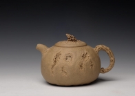 紫砂壶图片:肌理丰富 拙味~ 全手薄胎龚春 金蟾~沧桑质感 - 美壶网