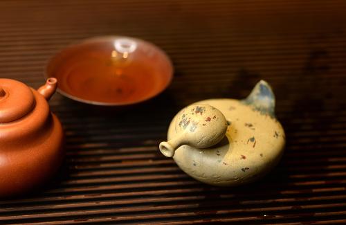 施奇华紫砂壶 施奇华特色全手茶宠 春江水暖鸭先知 全手七彩鸭 茶盘尤物 原矿段泥