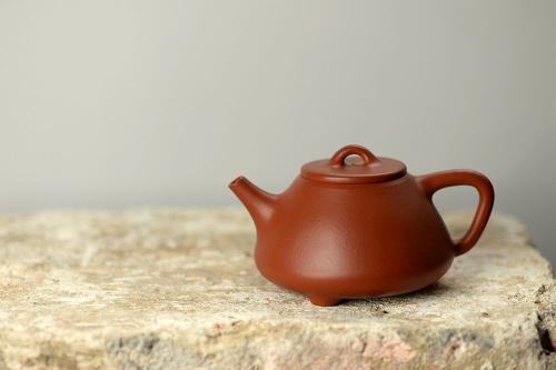 徐亚春紫砂壶 难度略大 传统实用 全手朱泥石瓢 原矿朱泥