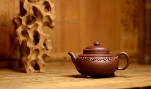 单志萍紫砂壶 雄浑凝练 精神气韵 扛鼎之作 全手大云肩如意 原矿底槽清