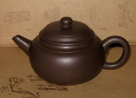 紫砂壶图片：徐汉堂女儿 友兰肩线壶 - 美壶网