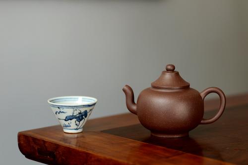 淞庐紫砂壶 淞庐作品 高雅简洁 线条流畅 全手笠帽  原矿紫泥