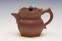 紫砂壶图片：全手工贵宾僧帽 - 美壶网