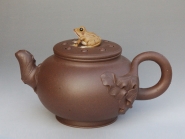 紫砂壶图片：青蛙莲心 - 美壶网