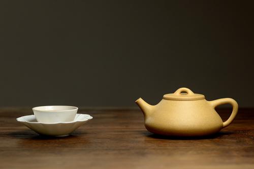 顾小英紫砂壶 顾小英全手子冶石瓢  器形端正~ 骨肉均挺 传统实用 本山绿泥