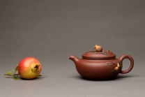 紫砂壶图片：周路健全手新作 春华秋实之仿古 逼真生动 - 美壶网