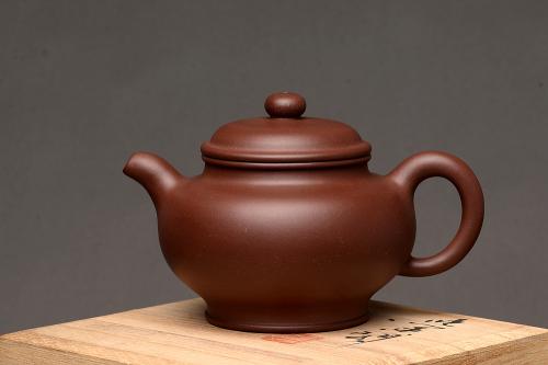 唐文紫砂壶 国助工唐文新作 传统经典 厚重大气 掇只 原矿紫泥