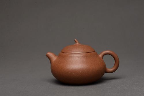 张悦紫砂壶 张悦乙未年冬全手作品 段泥小梨形 颇具韵律 优质老段 实用可人 老段泥