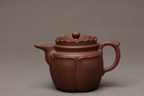紫砂壶图片：蔡旭伟乙未冬 精美之作 全手莲花僧帽 娴静品茗 书房雅器 - 美壶网