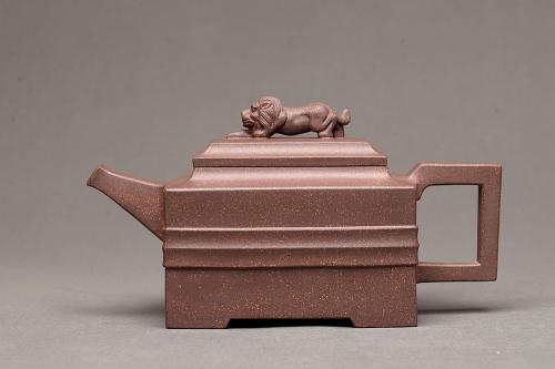 何卫枫紫砂壶 何卫枫全手力作 规整厚重 全手青狮 青灰泥