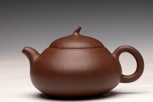 张悦紫砂壶 张悦乙未年冬全手作品 调砂老紫泥~全手小瓜 颇具韵律  实用可人 原矿紫泥