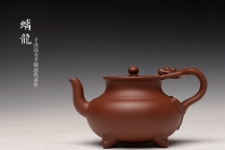 紫砂壶图片：呕心力作 精于洪霞精品代表作~ 全手螭龙 雍容华贵 - 美壶网