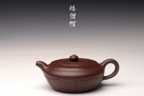 紫砂壶图片:大口实用 唐彬杰款 美壶特惠 莲花矮僧帽 细节处理到位 - 美壶网