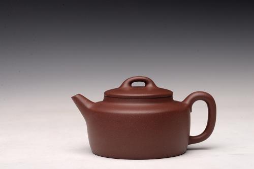 俞欣荣紫砂壶 俞欣荣新作 线条简练 大口直流实用 美壶特惠 古韵 原矿紫泥
