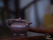 紫砂壶图片：莲花僧帽欣赏 - 美壶网