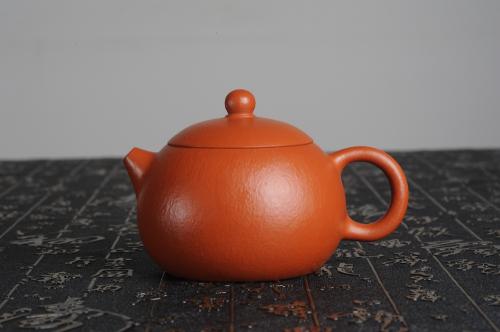 张玉辉紫砂壶 难得无皱不朱的皱皮老朱泥  非铁红色素泥 全手工西施制作收缩大成型难 原矿朱泥