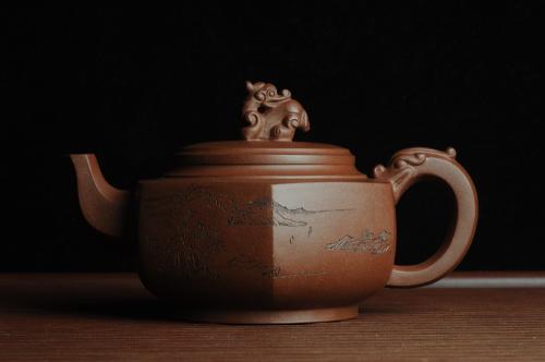 陈苏平紫砂壶 美壶特惠 六方龙樽 刻绘山水 浑厚大气 原矿紫泥
