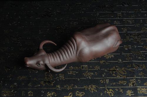 美壶定制紫砂壶 美宠特惠 精品大黑牛茶宠 卧牛 长27cm牛身最宽度9cm 原矿紫泥