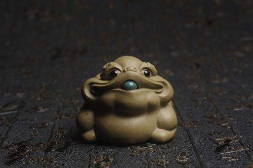 美壶定制紫砂壶 美宠特惠 精工好料老青段招宝蟾茶宠 茶盘尤物长6cm宽5.7cm高4.6cm 