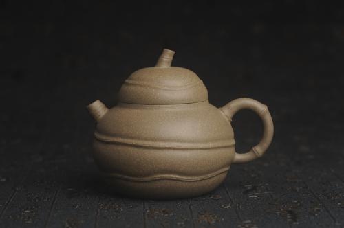 美壶定制紫砂壶 美壶特惠 精致青段薄胎 质量仅101g 大肚竹壶 青段