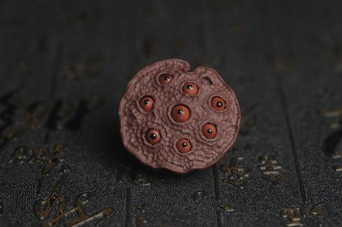 美壶定制紫砂壶 美宠特惠 精致迷你紫泥小莲蓬茶宠摆件 莲子可动有趣 直径3.8cm高2.8cm左右 原矿紫泥