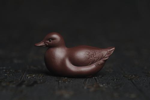 美壶定制紫砂壶 美宠特惠 超精工特好紫泥呆萌小鸭茶宠摆件 长6宽2.5高3cm 原矿紫泥