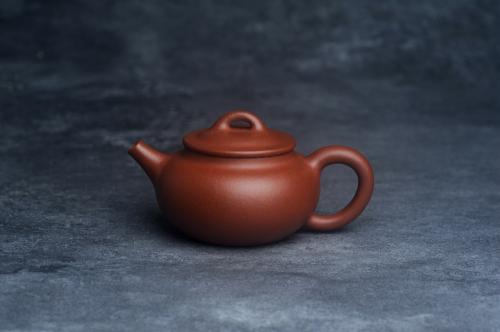 王老师紫砂壶 王老师新品 美壶特惠 全手工红降坡玉帽水平壶 大口实用 特文气 原矿降坡泥