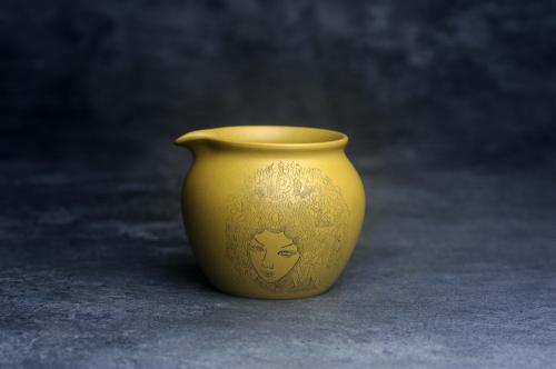 美壶定制老师紫砂壶 美美公道杯特惠 优质黄金段泥公道杯 装饰美女特养眼 黄金段