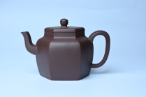 紫砂壶图片：美壶特惠 潜力股凌晨老师 精致紫泥全手工高登壶 期待与您结缘 - 美壶网