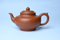紫砂壶图片:潜力股周小培全手工演绎朱泥笑樱壶 中品难度大 - 美壶网