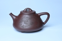 紫砂壶图片:特油润底曹青 全手工子冶石瓢 助工装饰菩萨坐骑瑞兽 - 美壶网