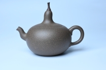 紫砂壶图片：美壶特惠 精致青段大肚茄子壶 茶人醉爱 - 美壶网